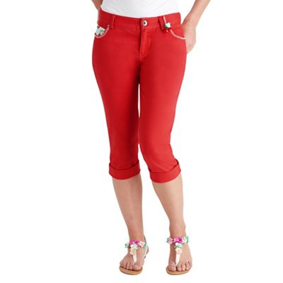 Red cherrylicious capri trousers